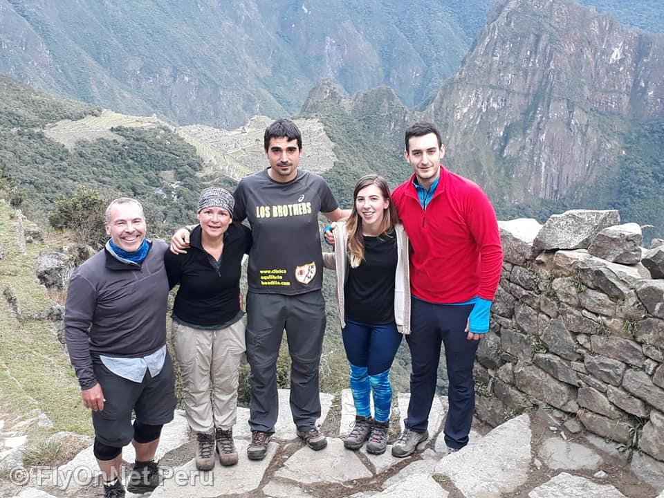 Album photos: Arrivée du groupe de randonneurs au Machu Picchu